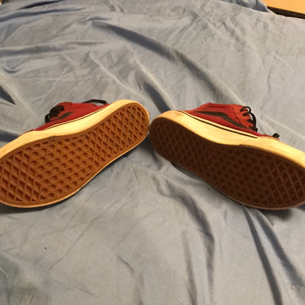 Vans - Picture 3 of 3